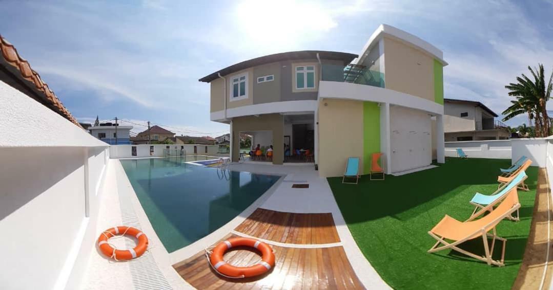 קואנטאן Sunshine Lodge מראה חיצוני תמונה